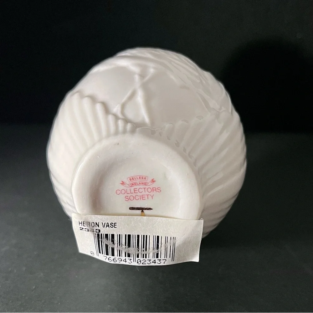Vintage Belleek Ireland Collectors Society‎ Heron Swan Vase NWT